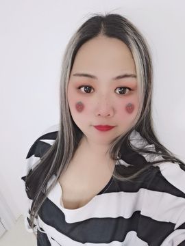 新人筱雅求关注~主播照片