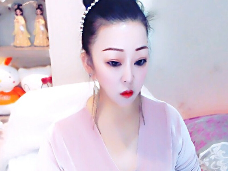 金牌代理澎湃小妮充值的直播间