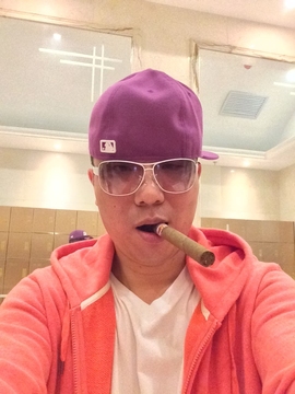♬茄酒人生♫主播照片
