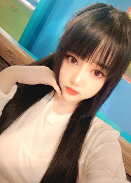 小小西521主播照片
