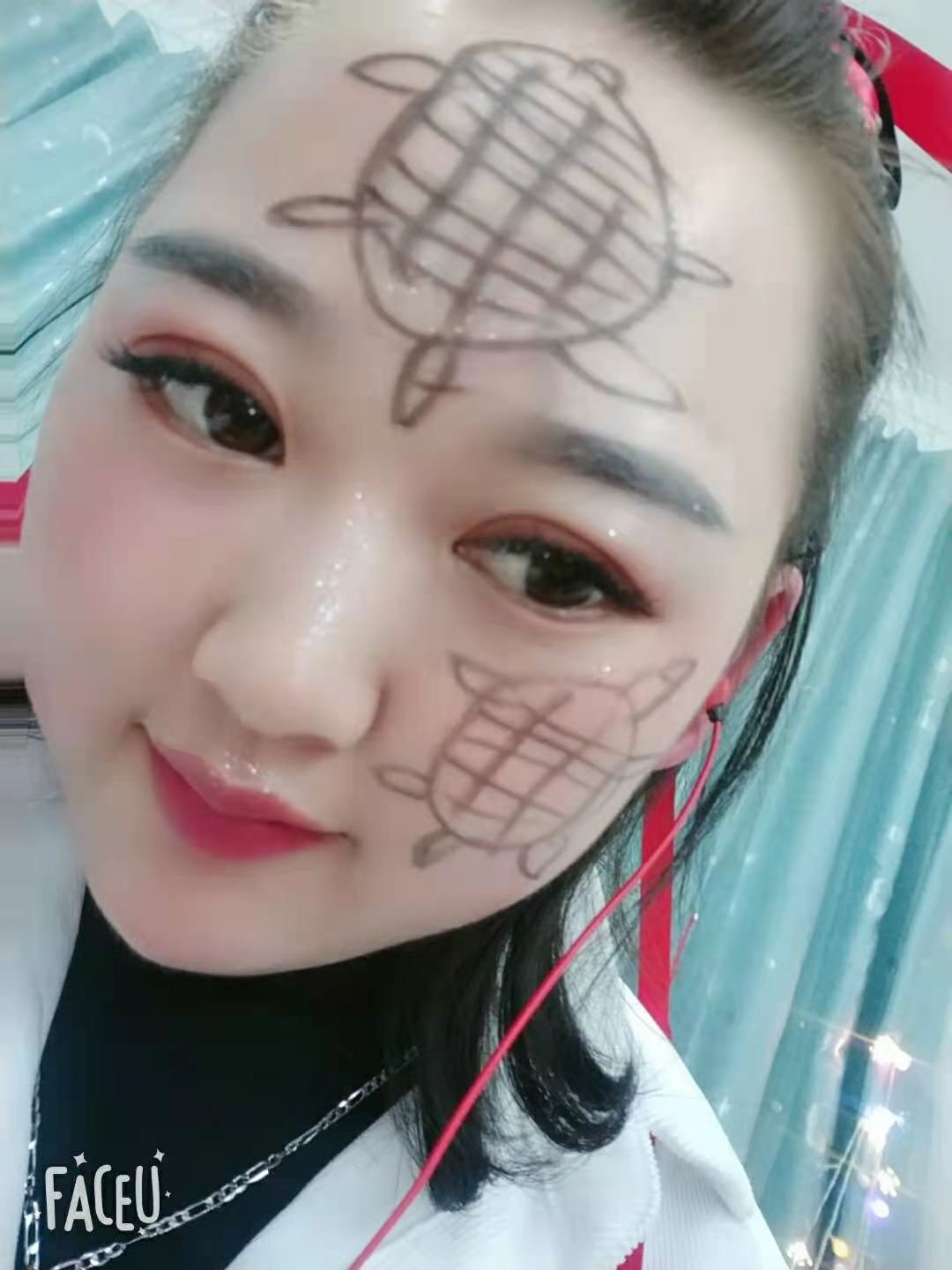 肉肉的瑾沫💃的图片