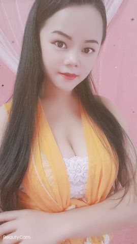 紫霞💜回四川去播主播照片