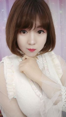 小丫头不听话主播照片