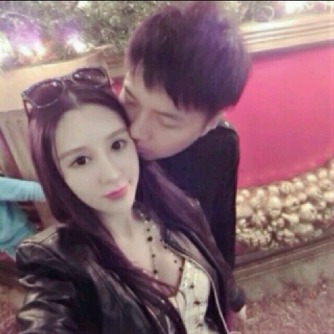 ——《尘曲》七堇年的主播照片