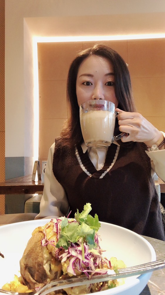 春儿烙烙的主播照片