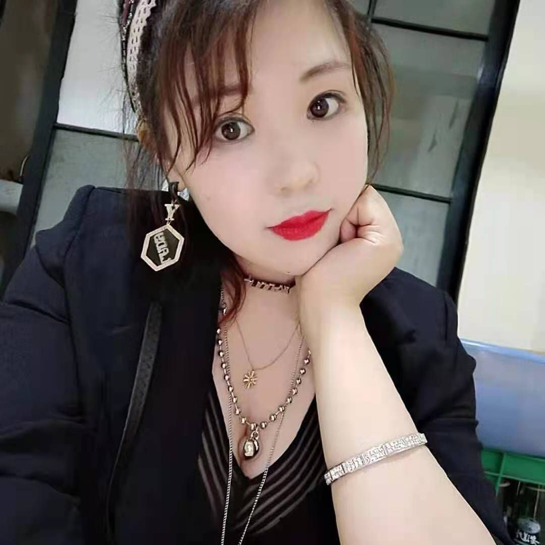 小丫头不听话的主播照片