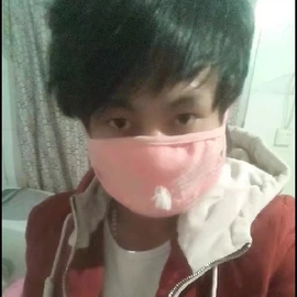 《何武》主播照片