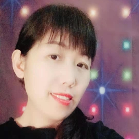 零距离😁的主播照片