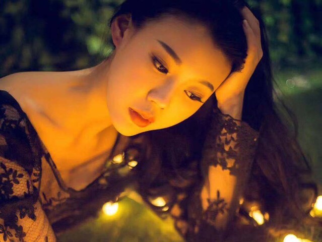 咿呀嘿黑海报