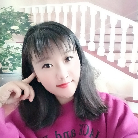 蜜桃桃***的主播照片