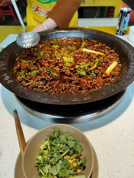 凑美没人爱主播照片