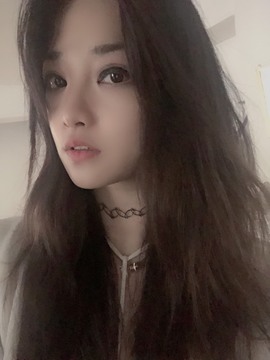 蓝小莓小朋友主播照片