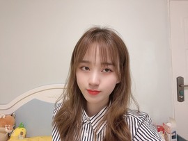 阿璐2号主播照片