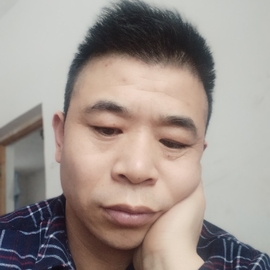 欢乐的飞哥主播照片
