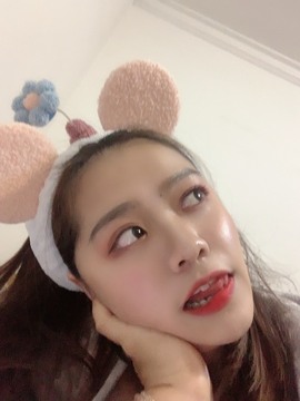 参会人数主播照片