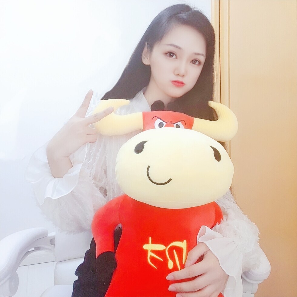 牛轉乾坤花小豬的主播照片