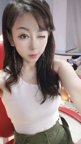 臭丫头@主播照片