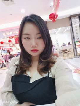 找我来792452主播照片