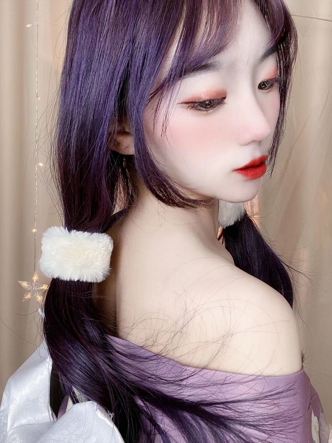婷妹暂休的主播照片