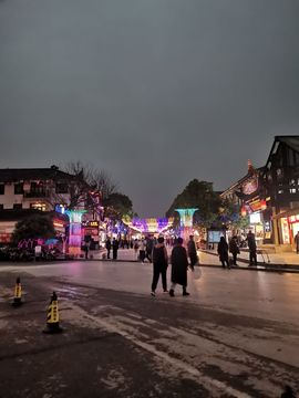 昵称违规，请重新修改主播照片