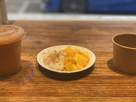 安静唱歌的䒕麻花我白主播照片