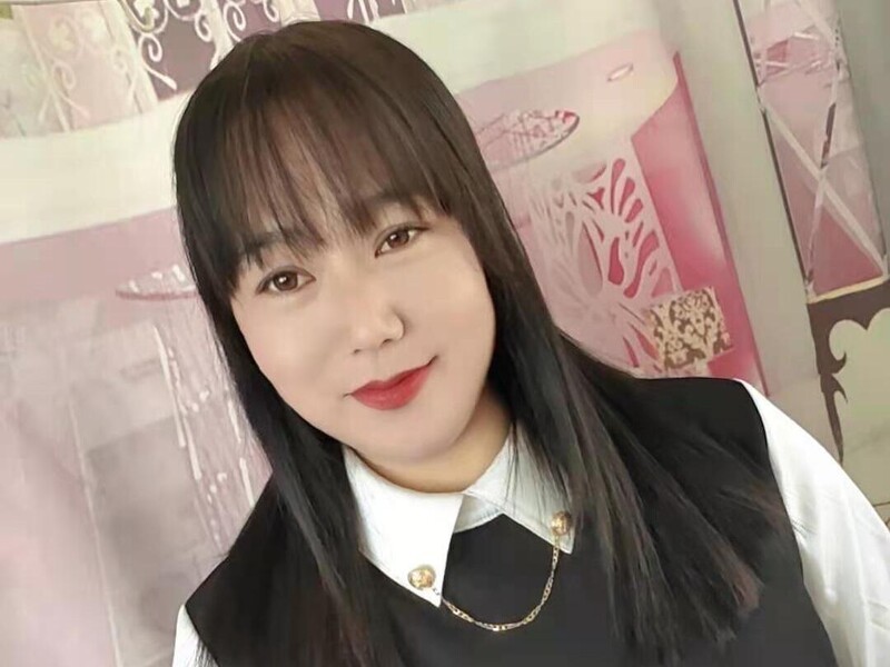 小苹果932的主播海报