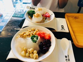 小雅代理ღ好运来主播照片