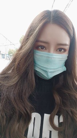 依芝の求百元榜的图片