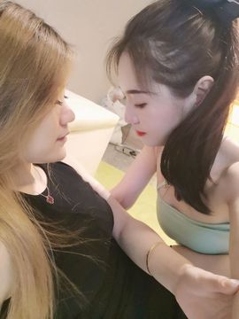 千秋雪yiliya主播照片
