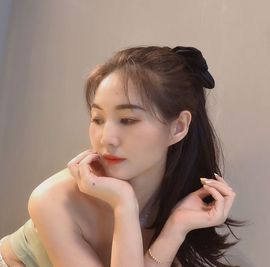 千秋雪yiliya主播照片