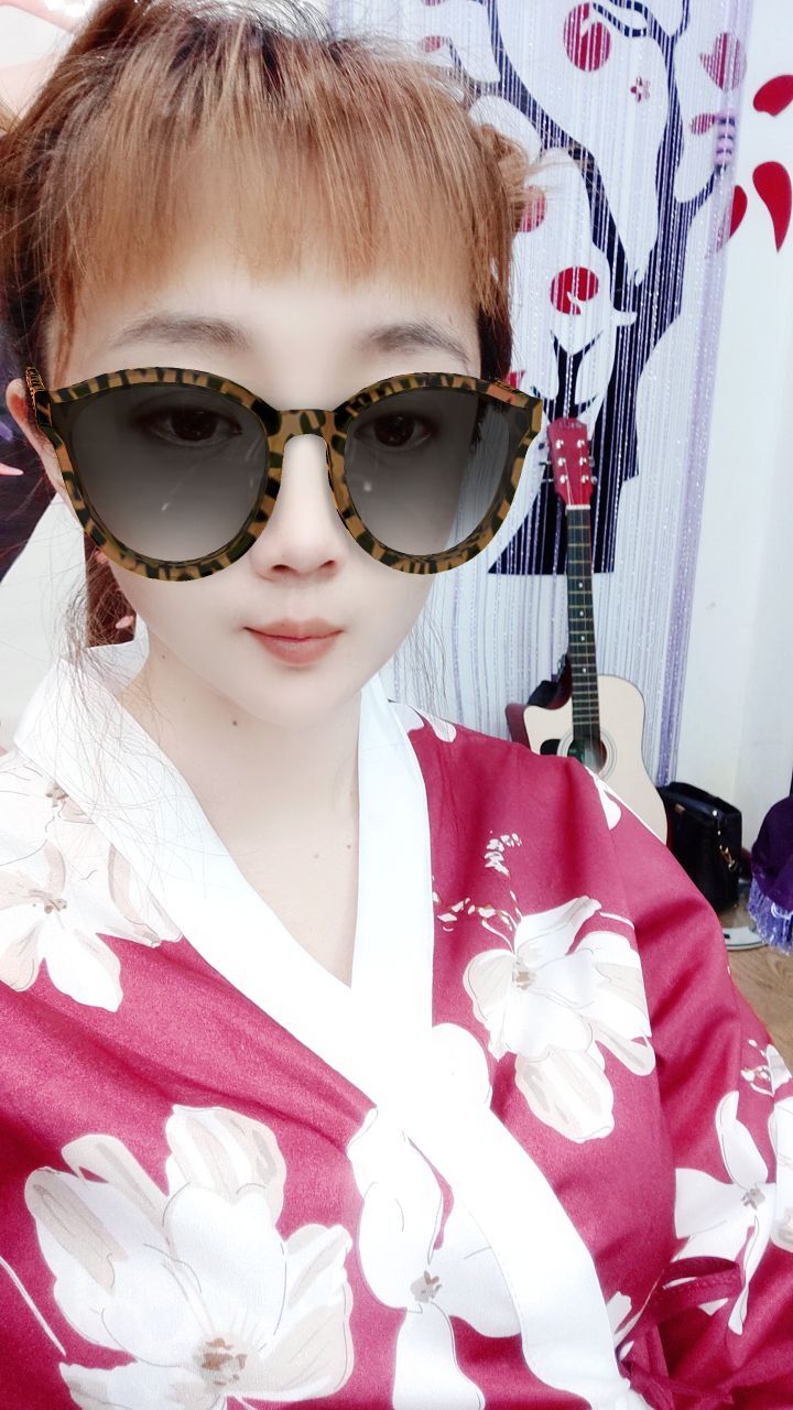 丑小鸭💞愿有一束光的图片