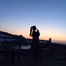 雪菜♫好运好运旺主播照片