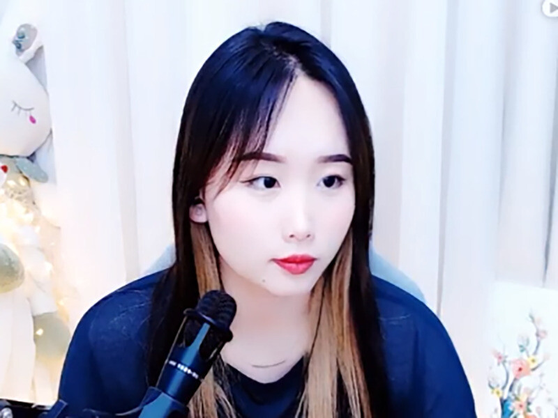 王天意998的主播海报