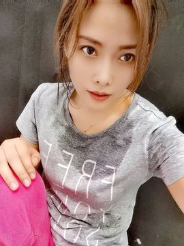 🎵家中有事休主播照片