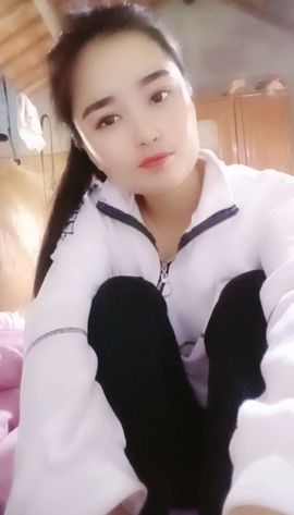 甘肃芳芳感恩遇见主播照片