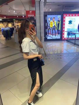 咦~一个小点点主播照片