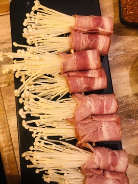 仟亿加油主播照片