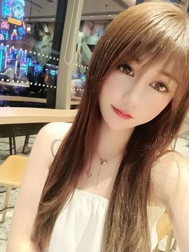 曼曼🌙暂停直播主播照片