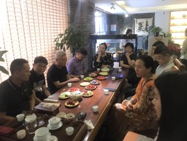 茶茶幸运星主播照片