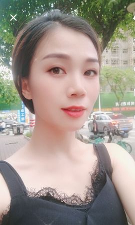 现实✔差距主播照片