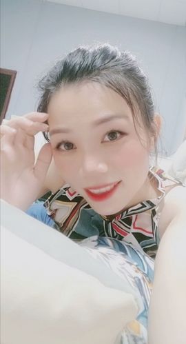 现实✔差距主播照片