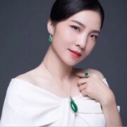 鸿运霞翡翠代购头像