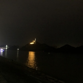 阿顾阿主播照片