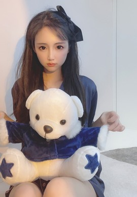 小小凡🎤（8点播）主播照片