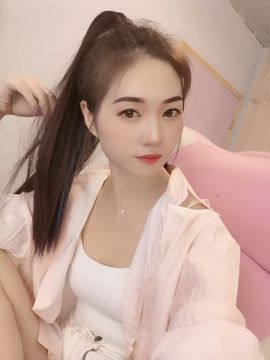 千秋雪yiliya主播照片