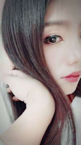 56845296不伤主播照片