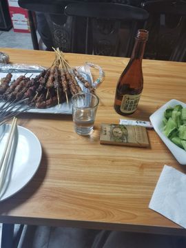 lone刚哥单身主播照片