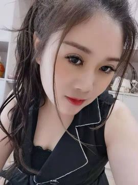 吴小优主播照片