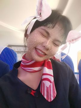 空乘婷婷主播照片