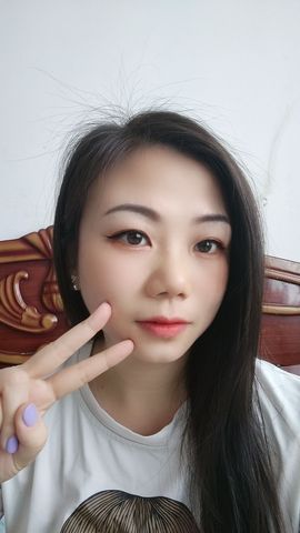 小丽~休主播照片